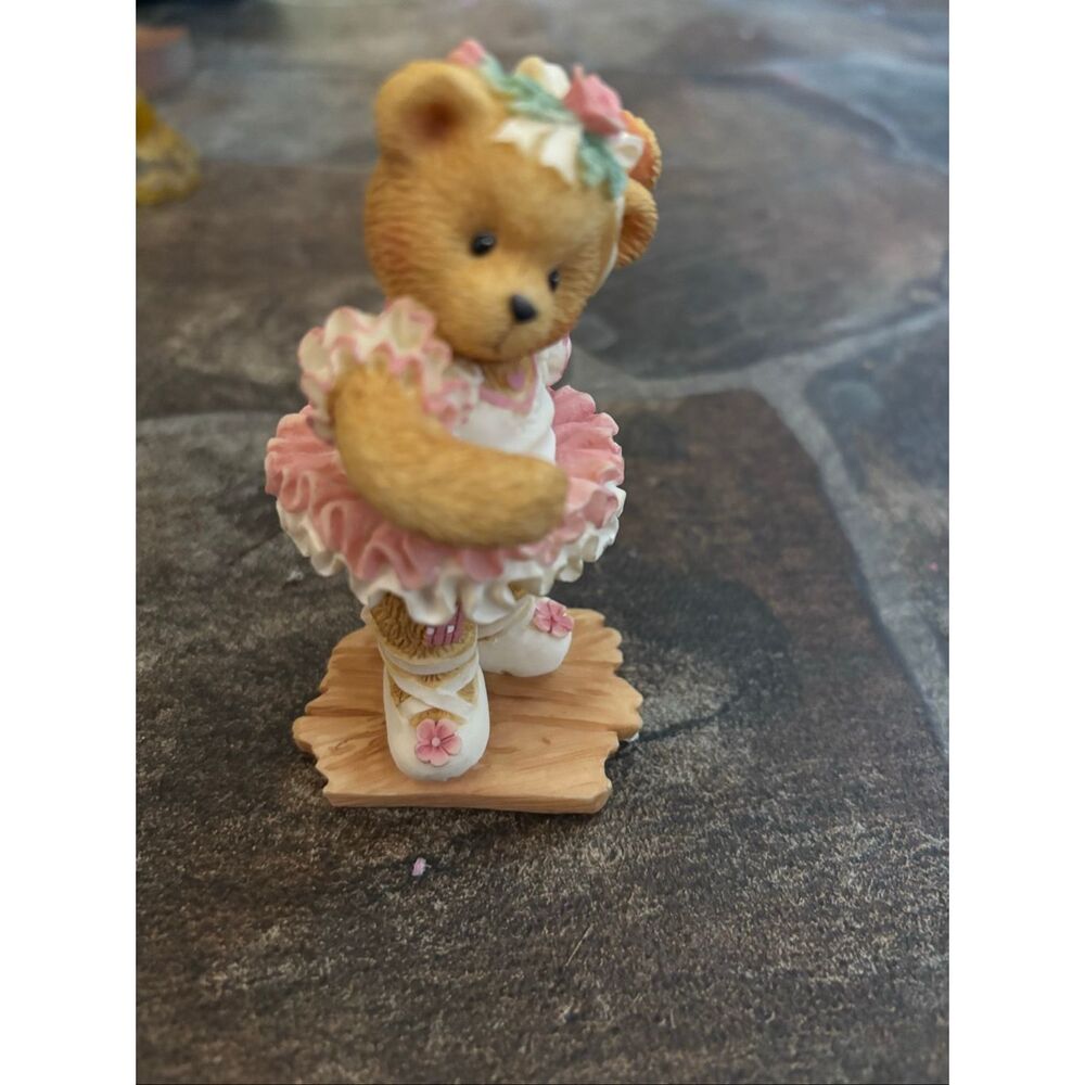 Cherished Teddies "Mindy" figurine, titled "Friendship Keeps Me On My Toes".